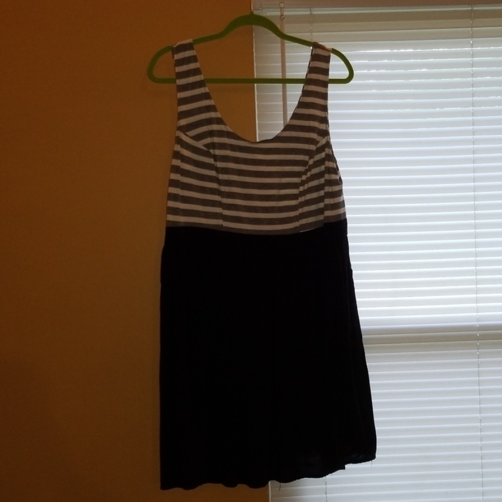 Xhilaration sleeveless dress